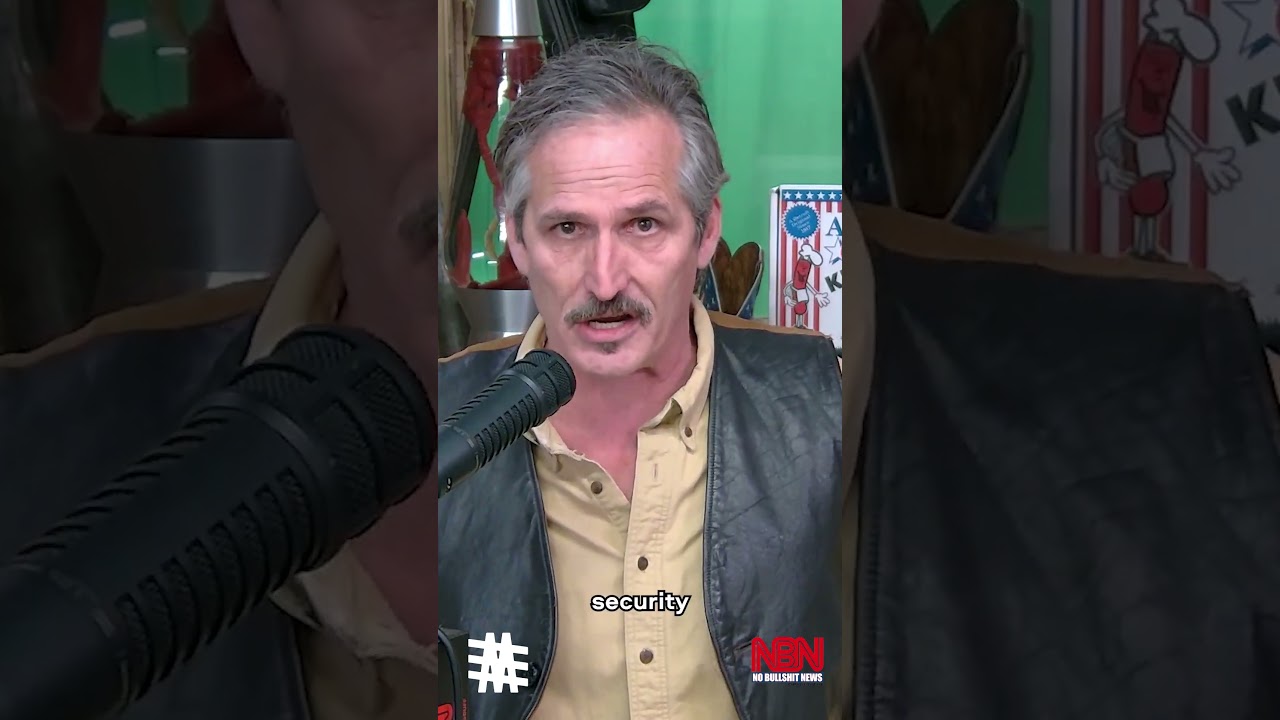 THEY LOCKED THE DOORS! 🚫 The Ren Cen is DEAD 💀 #Detroit #GM